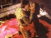 Assumpta Serna and Nacho Martínez, in a film sequence.